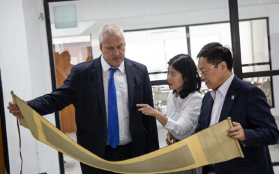 Visita de autoridades de la Fundación CLEC de China